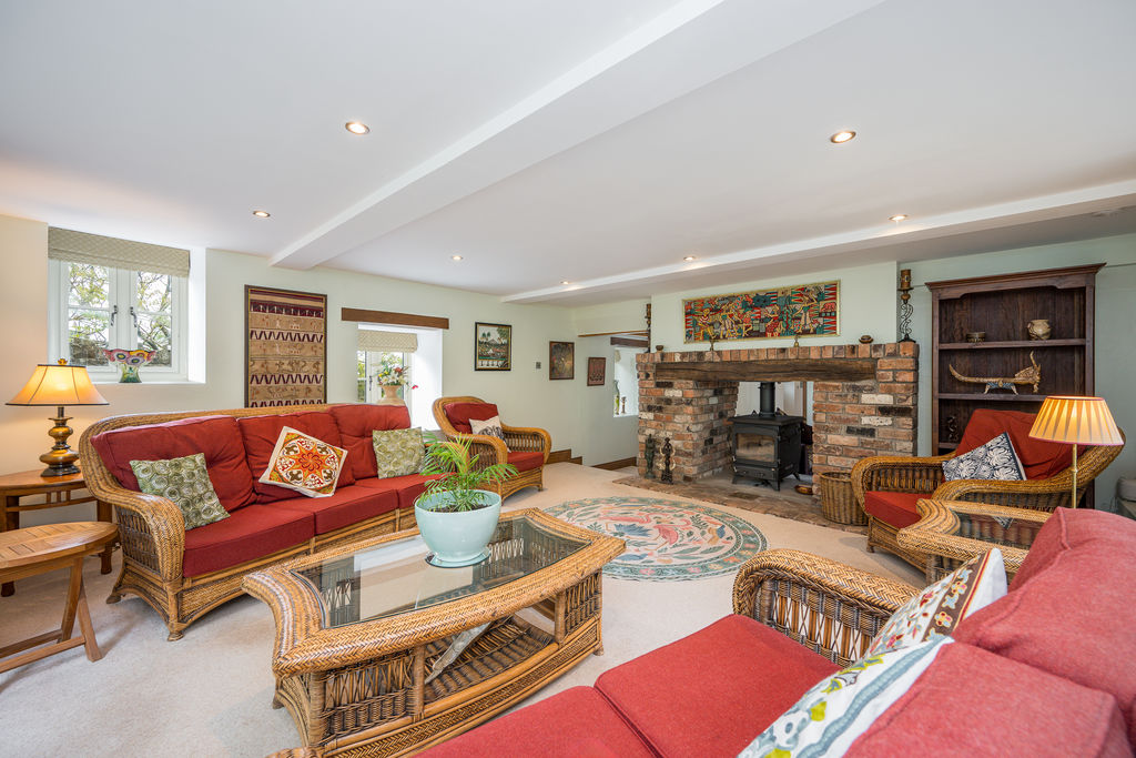 Garden Room- click for photo gallery